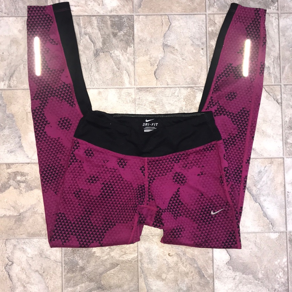 Nike dri fit patterned tights
